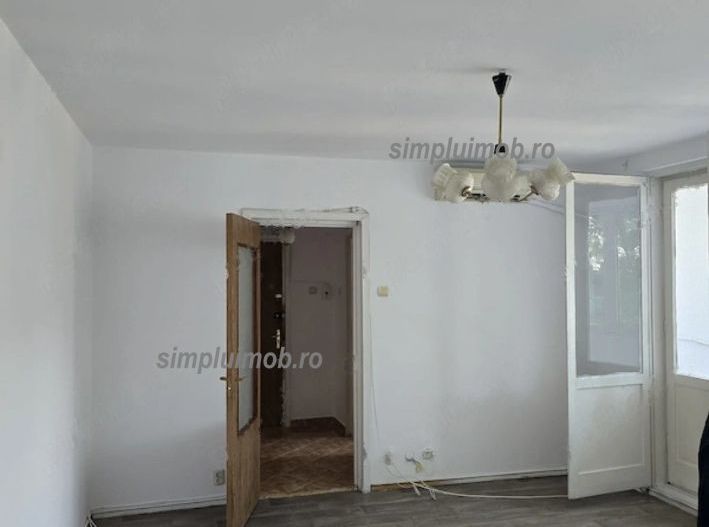 Proprietar, vand ap. 3 camere semidecomandat, Gorjului, et. 3 9 - Poză 8