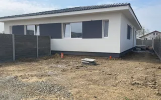 Duplex pe parter de vanzare in Bucovat - Poză 24