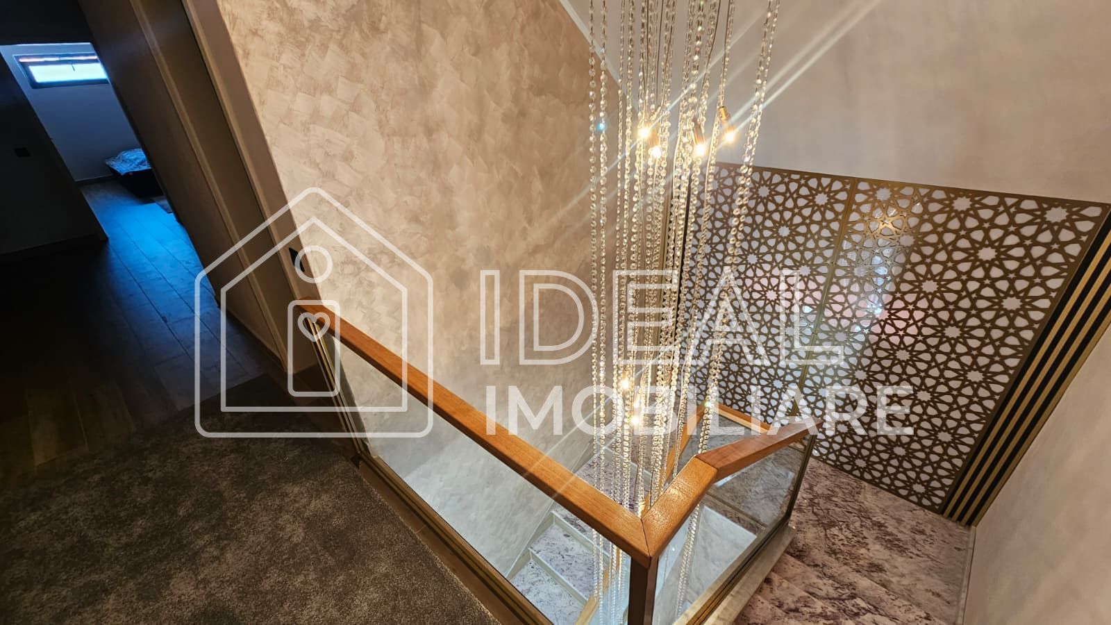 Casa Individuala cu 4 camere, de inchiriat, zona Lupeni - Poză 14