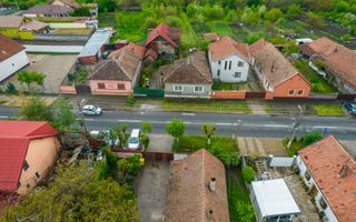 Casă cu teren generos în Gai - Poză 2