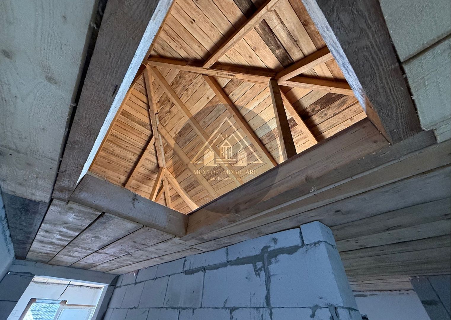 Casa mare în Ațel - Poză 25