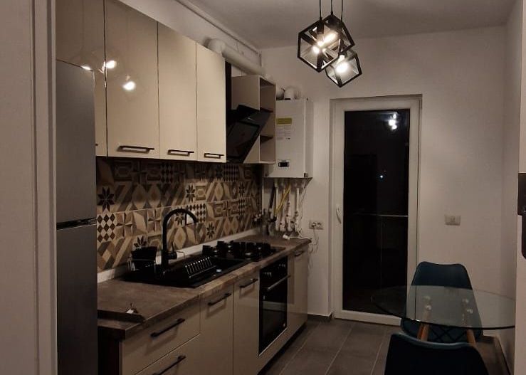 Inchiriere garsonieră-Aparatorii Patriei- Centrala proprie - Poză 1