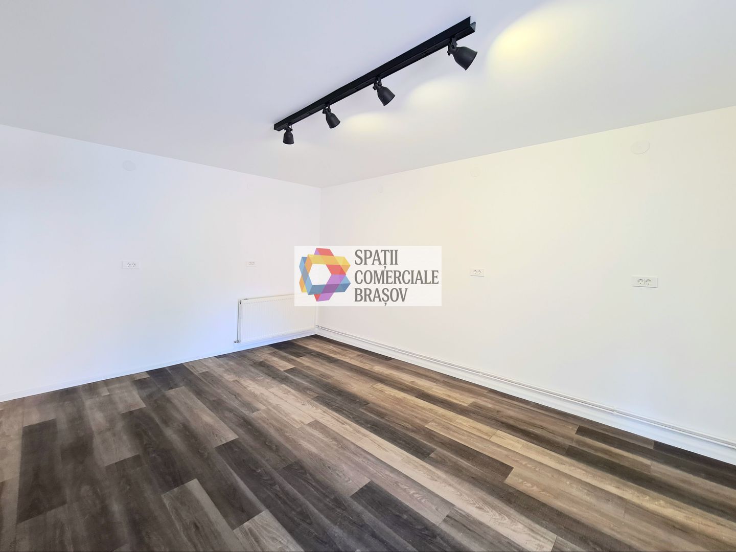 Spatiu comercial de închiriat, Brasov - 40 mp # spatii-comerciale-brasov.ro - Poză 3