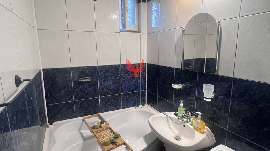 Decomandat, stradal, Calea Bucuresti etaj 1 - Poză 12