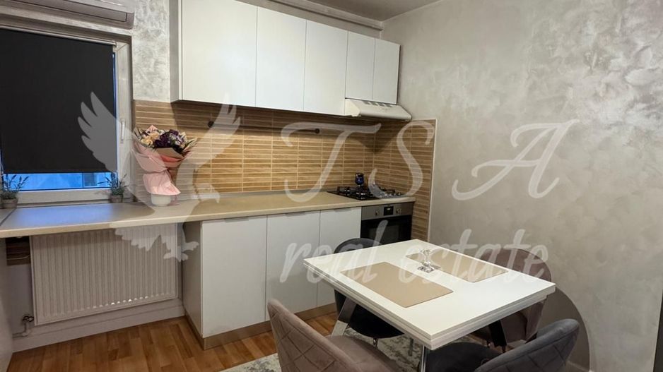 Apartament 3 camere, decomandat, zona Sebastian - Poză 12