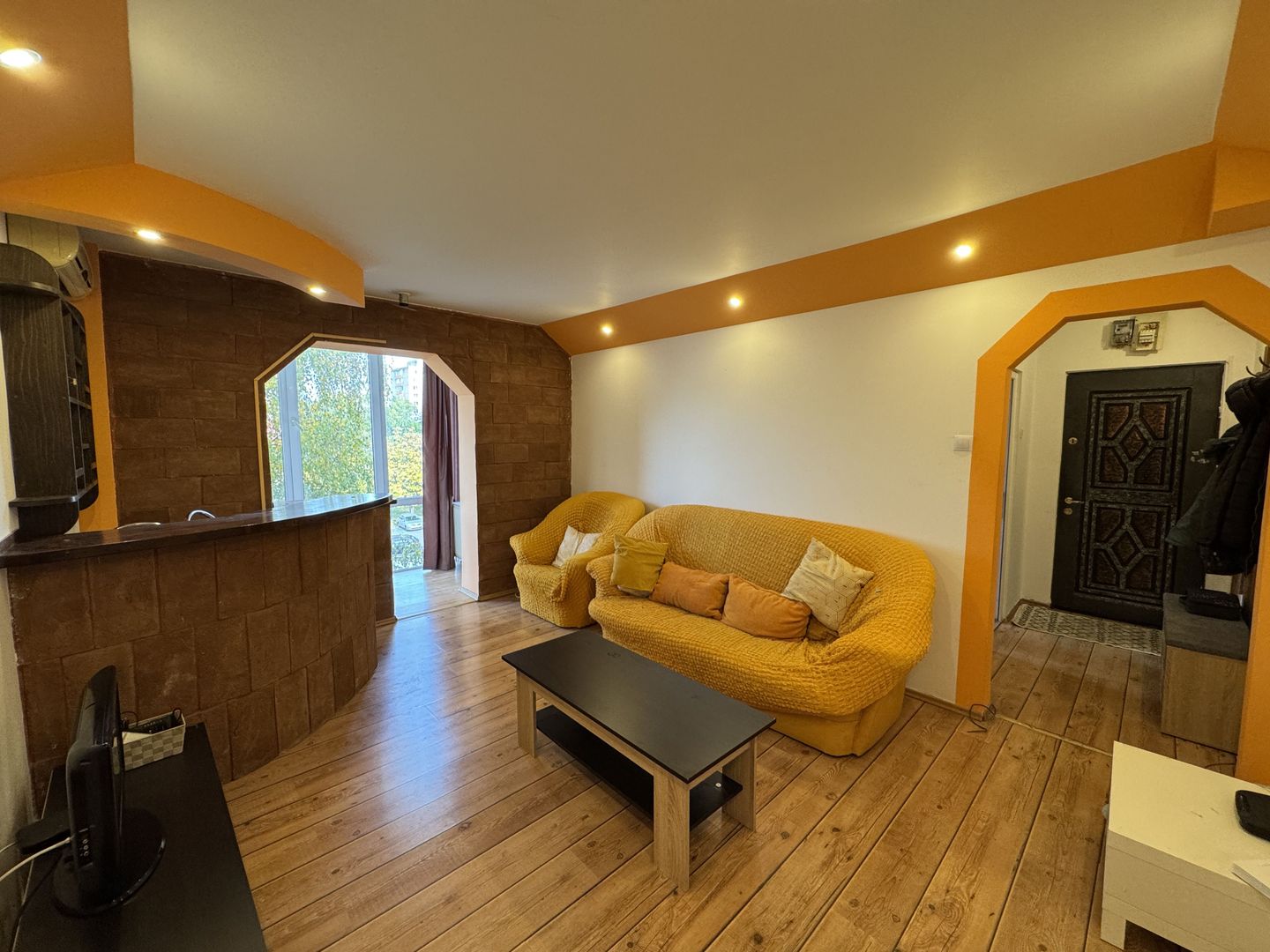 Apartament cu 3 camere in Astra, str Barbu Lautaru - Poză 4