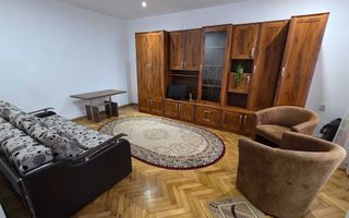 🏡 Închiriez ap. 2 camere 330€ – curte + terasă, zona semicentrală, - Poză 1