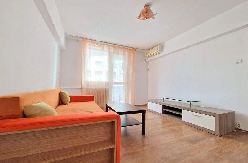 Apartament Universitate // bd. Elisabeta - Poză 1