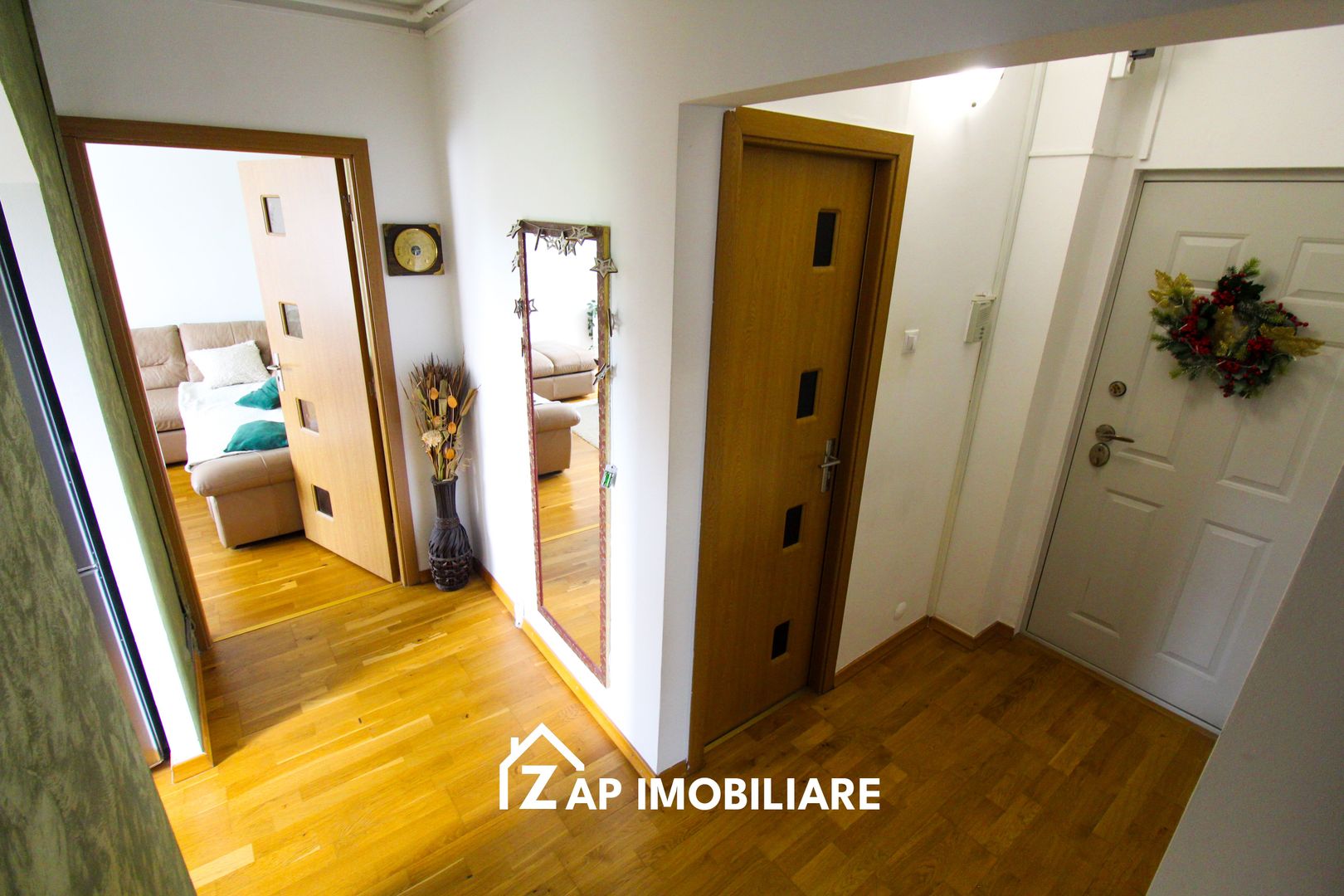 Magurei - Apt 80 mp - 3 camere - 2 bai - decomandat - modern - Poză 5