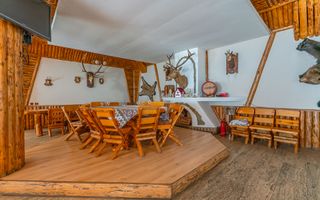 Pensiune Rosenau de vânzare - Afacere la cheie lângă Cetatea Râșnov - Poză 10