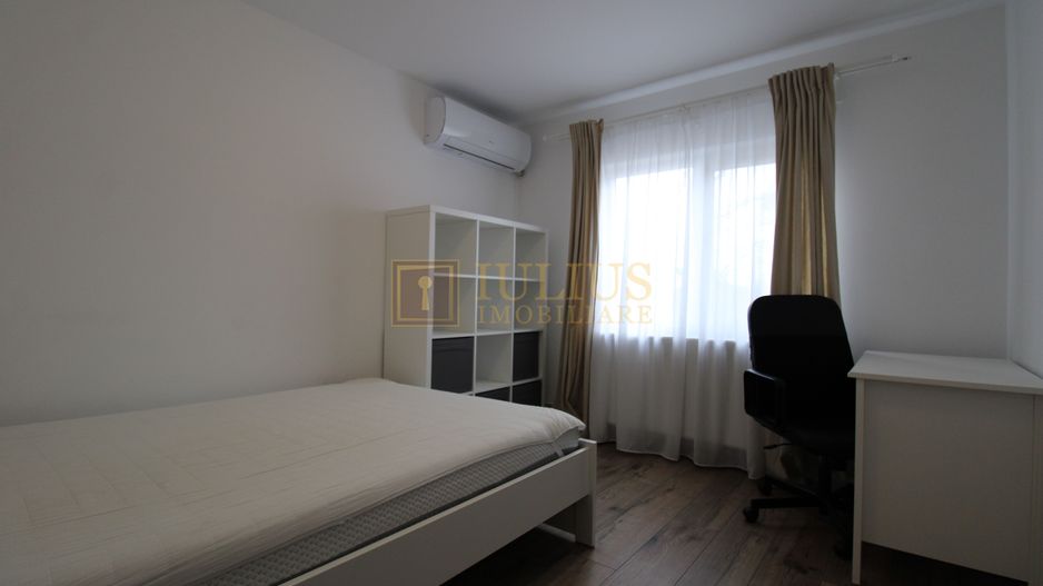 Zona Lunei, 3 camere, centrala proprie. - Poză 1