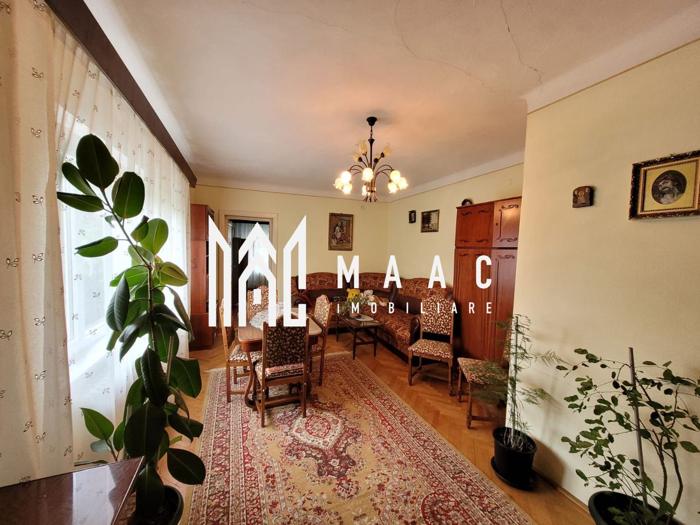 Casa Individuala | Piata Cluj | 6 Camere | 520 mp Teren - Poză 2