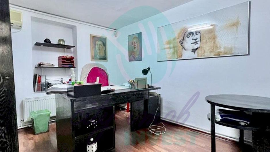 IMOBIL RENOVAT CU CURTE PROPRIE- ROND COSBUC - Poză 9