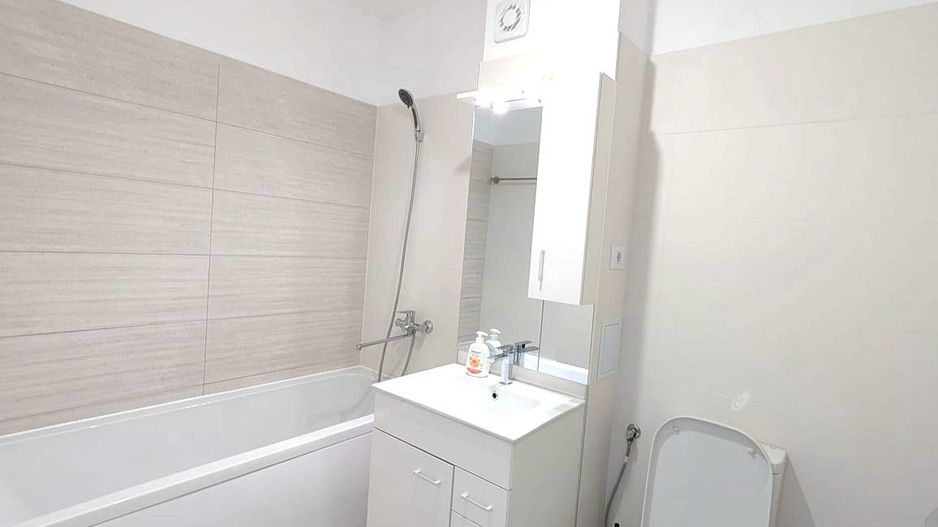 🏡 Închiriez Apartament cu 3 camere premium, Titan4Residence, prima închiriere - Poză 4