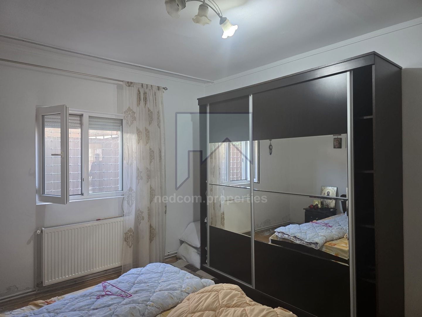 Casă de vânzare - Oraș Pantelimon - 2 camere - curte proprie - Poză 4