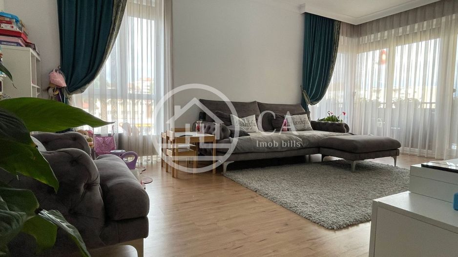 Apartament LUX de vanzare cu 3 camere în zona Calea Aradului, Oradea - Poză 7