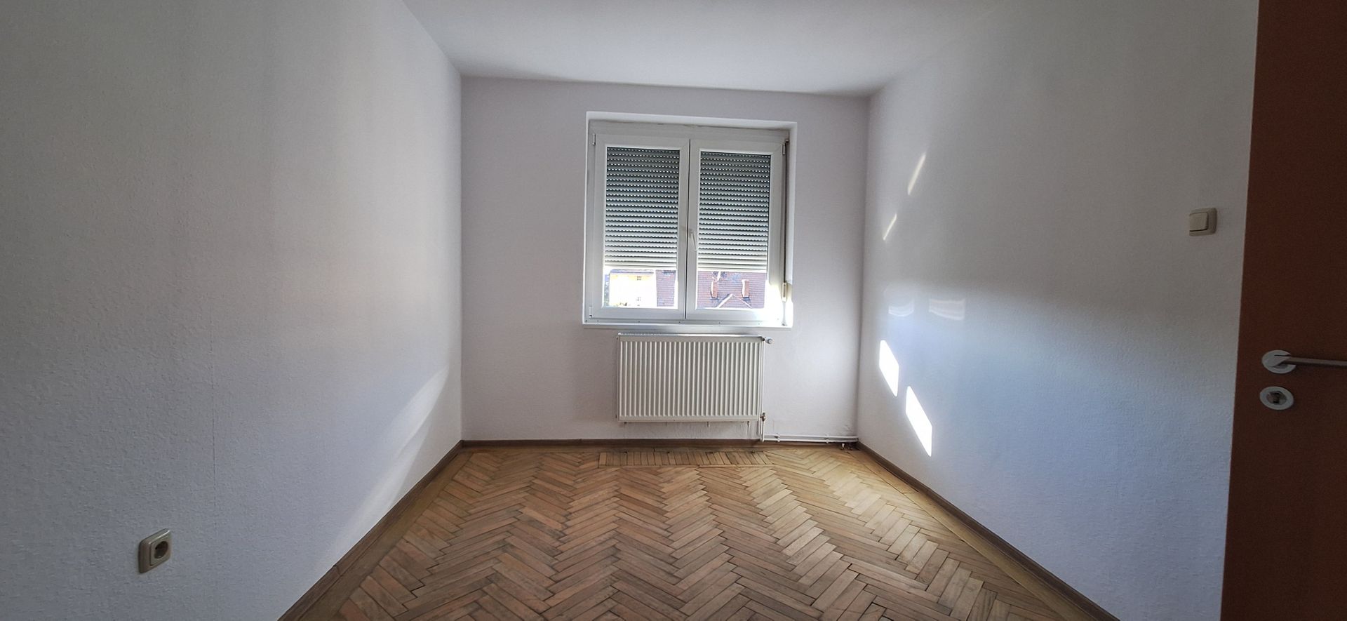 Apartament cu 2 camere - P-ta 700/Business Center - Poză 13
