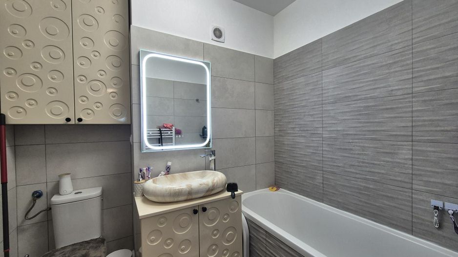 Labis, apartament in bloc nou cu loc parcare - Poză 2