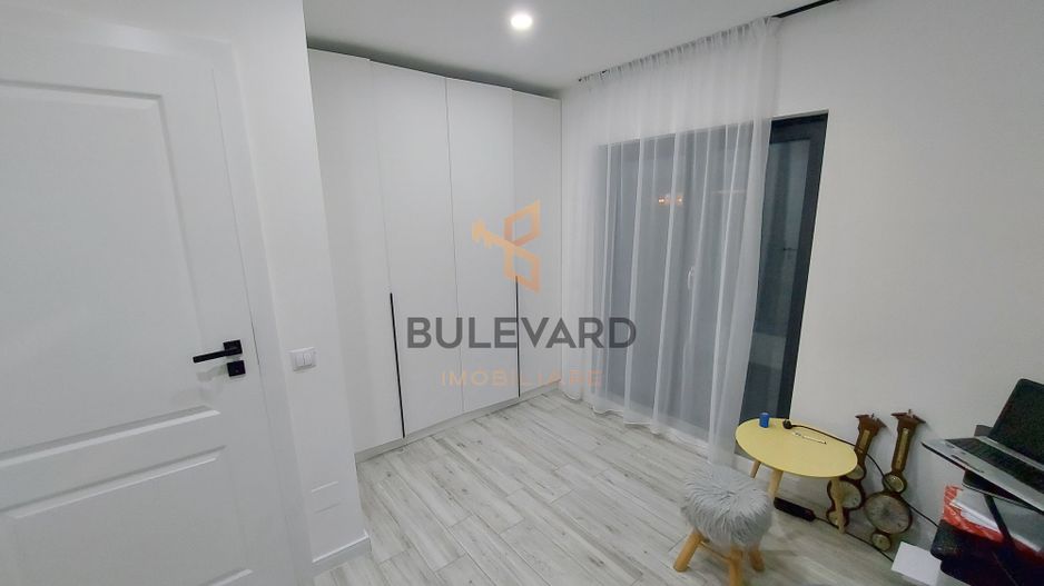 Penthouse cu terasa de 72 mp, zona strazii Eroilor! - Poză 12