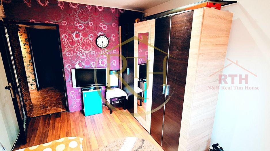 Apartament 2 camere,decomandat,situat langa Complexul Bega Bujorilor . - Poză 10