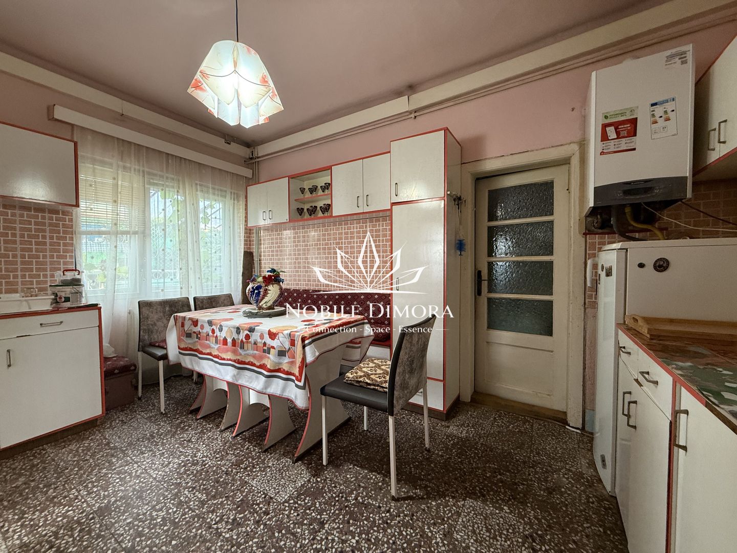 Casa spatioasa de 156mp cu 4 camere, teren de 237mp in Buzias - comision 0! - Poză 7