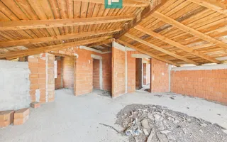 Vilă pe 3 niveluri și garaj 168mp în Zimandu Nou - Poză 20