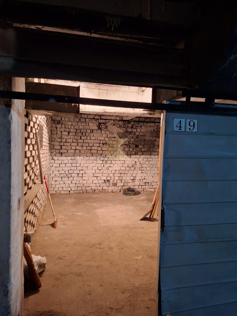 Garaj de vânzare – Bulevardul Victoriei, Brașov - Poză 6