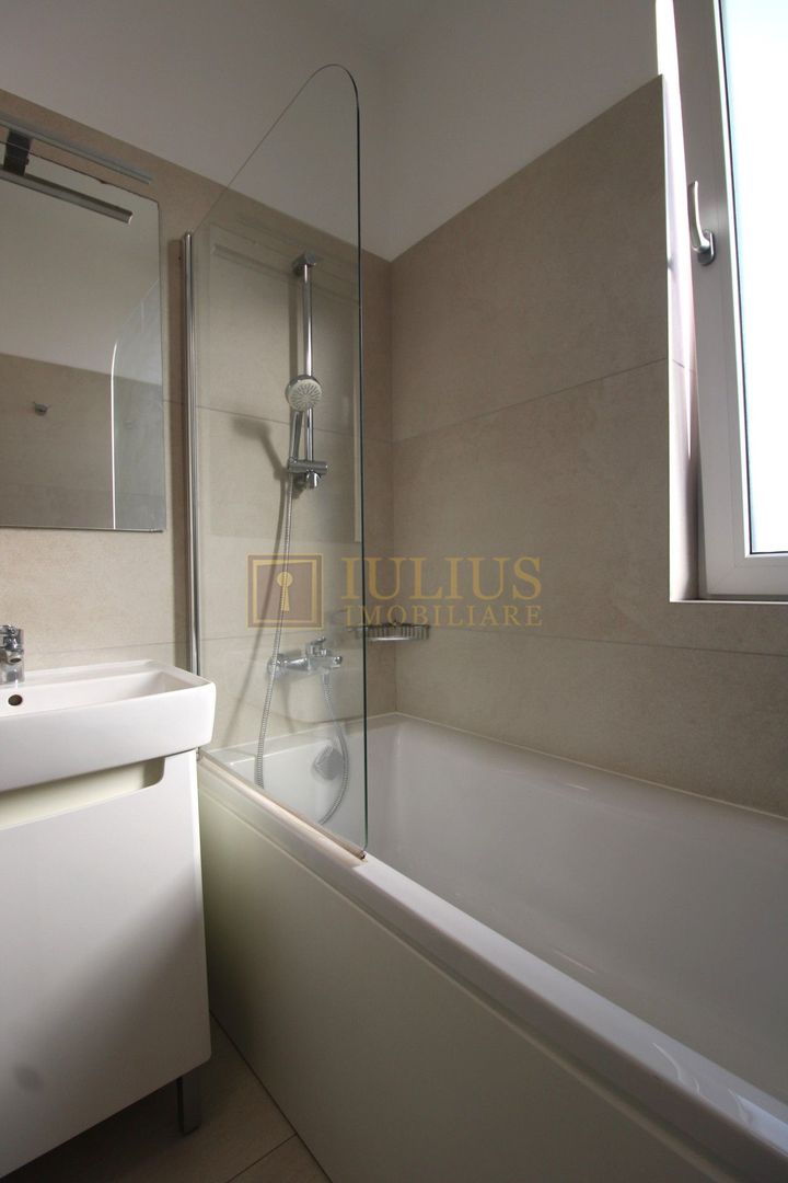 Dumbravita, 3 camere, centrala proprie - Poză 12