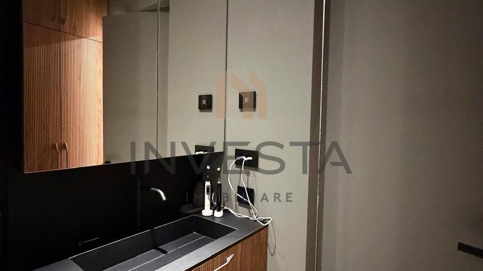 Apartament cu 3 camere in West City Tower ! - Poză 8