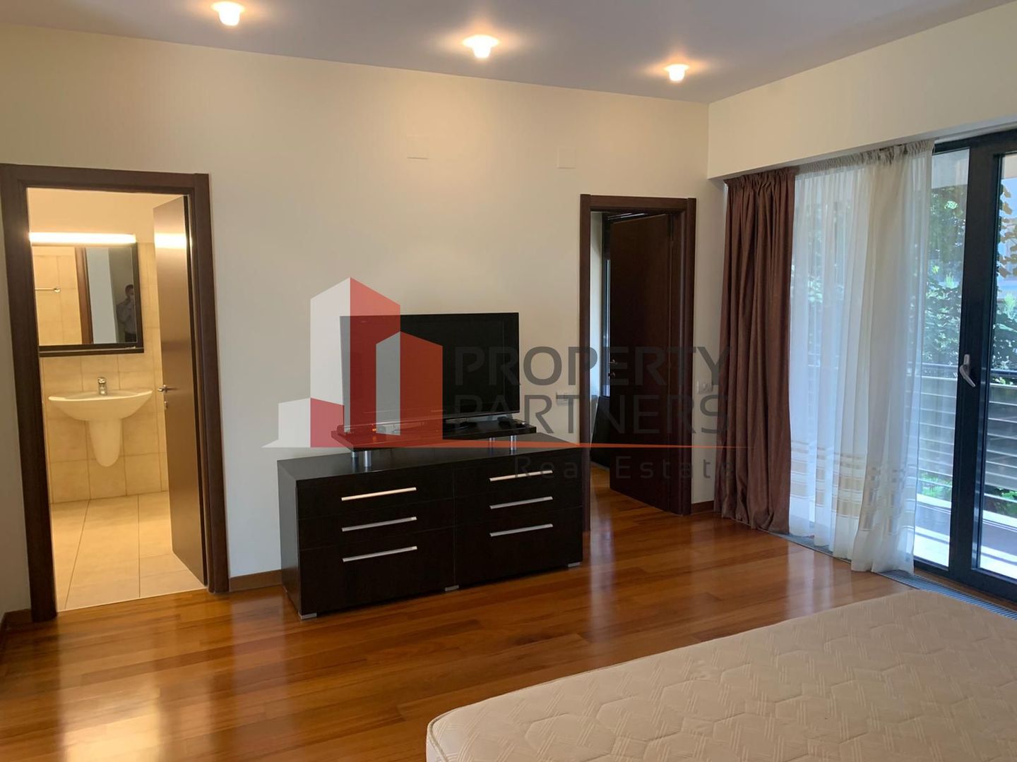 Apartament  in zona Primaverii - Bld. Mircea Eliade - Poză 14