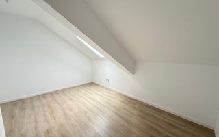 Bloc finalizat. Terasa 20 mp. 2 bai. Lift. 2 locuri de parcare. - Poză 10