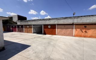 Recent renovat| partial mobilat| 2 camere| garaj, et.2| lift| balcon 12 mp. - Poză 27