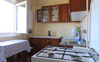 Zona Complex, centrala proprie, o camera - Poză 12