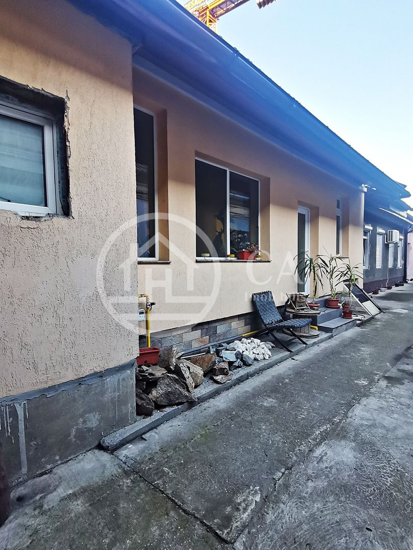 Apartament cu 3 camere la curte comuna de vanzare Ultracentral, Oradea - Poză 13