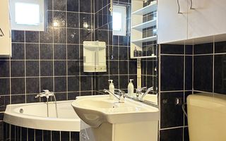 Apartament cu 3 camere de inchirat central in Oradea - Poză 8