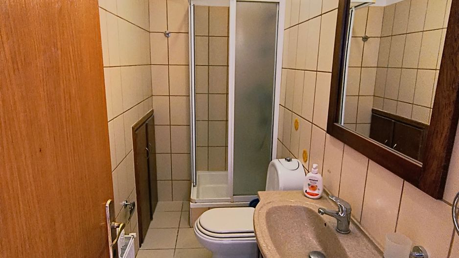 Vila Complex The CLASS,- rond OMV Pipera- curte - garaj - Poză 19