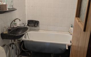 Camera mobilată de închiriat în apartament cu 2 camere, Tătărași - zona Ateneu - Poză 6