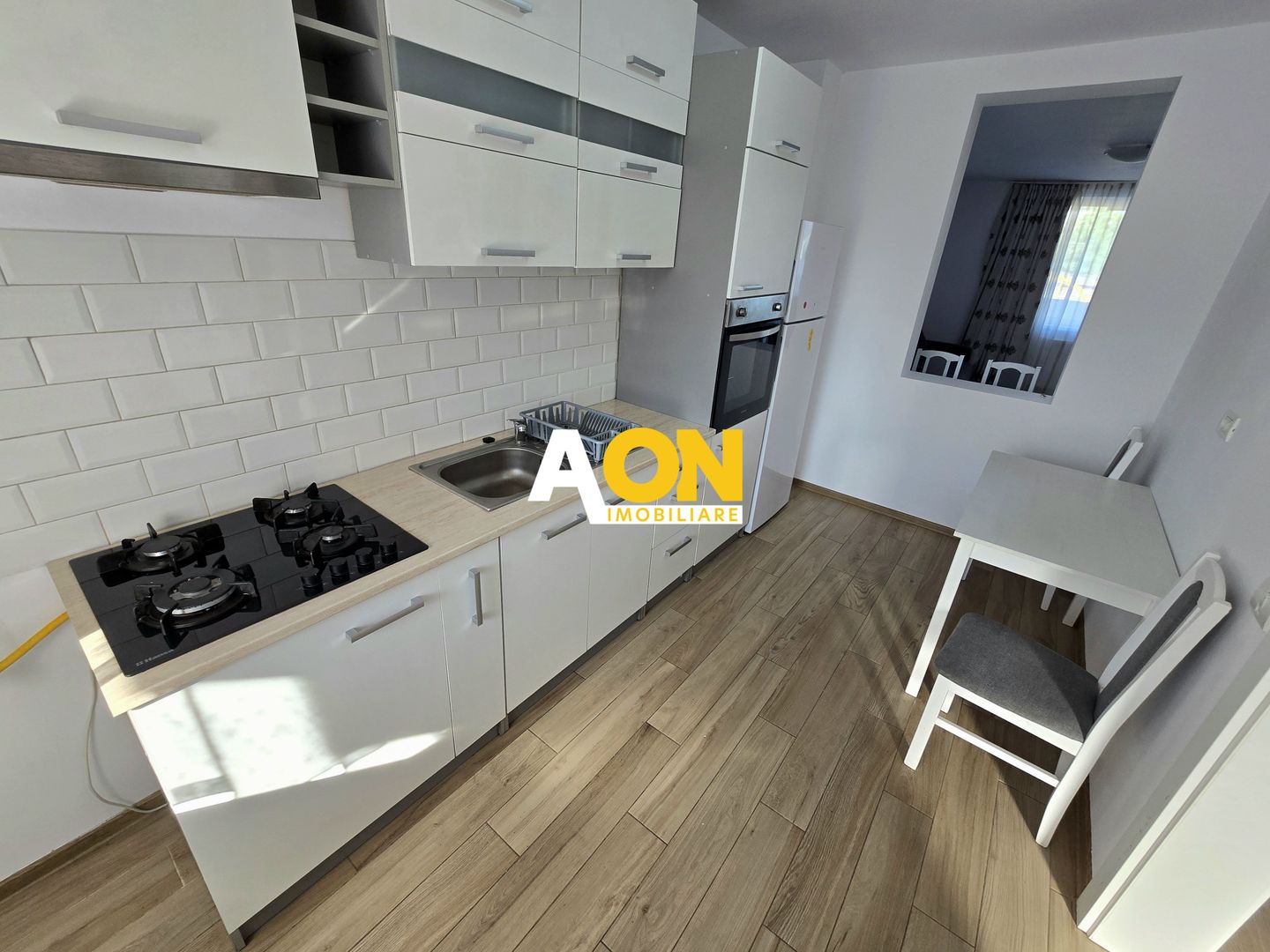 Casă Înșiruită, Construcție Nouă, 4 Camere, Zona Bărăbanț - Poză 3