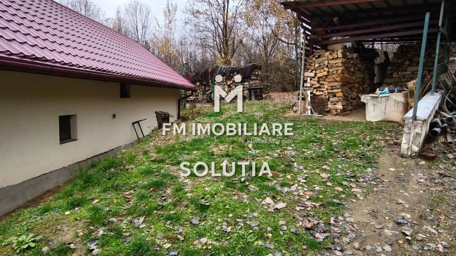 Casă de  vânzare cu vedere panoramică - Poză 24