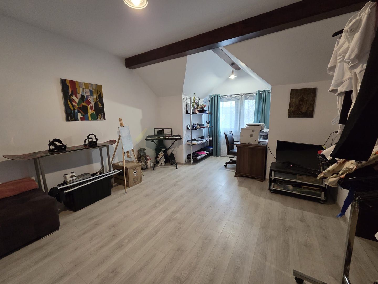 Casă unicat, stil american, 4 camere, garaj, teren 450 mp – Tunari - Poză 22