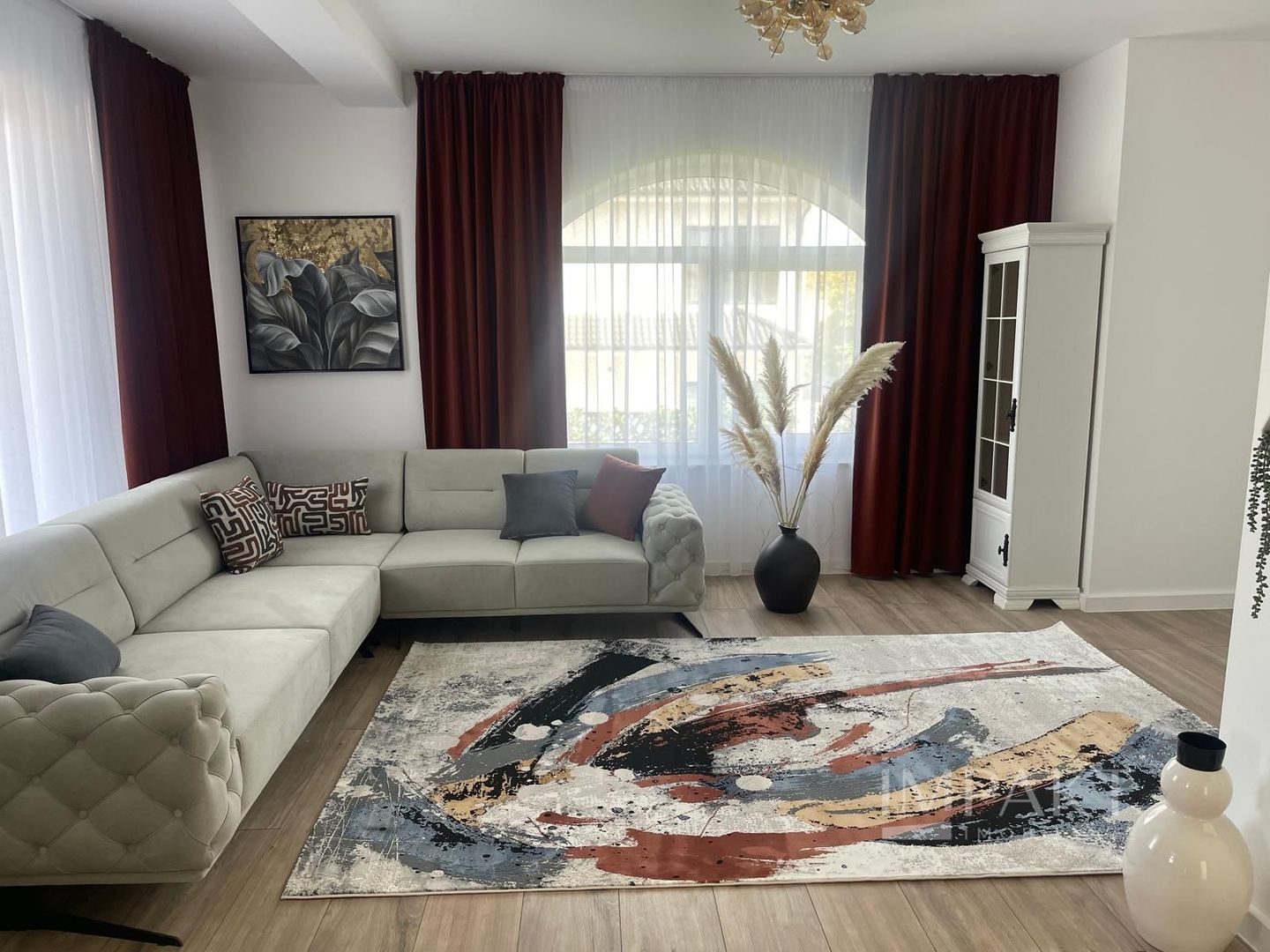 Casa superba de vanzare, situata intr-o zona aerisita a Dezmirului! - Poză 1