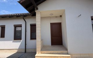 Casă pe parter în Vânători, Vrancea – proprietate de lux, 865 mp teren - Poză 3