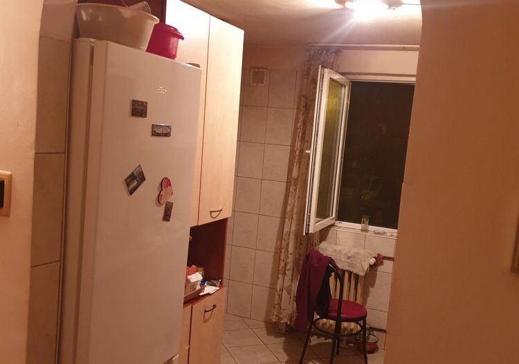 Apartament 1 Decembrie complet mobilat si utilat - Poză 6