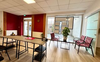 Spațiu comercial Kasper Coresi 100 mp, terasă 35mp - Poză 2