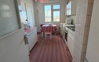 Apartament 3 camere  in zona centrala - Poză 6