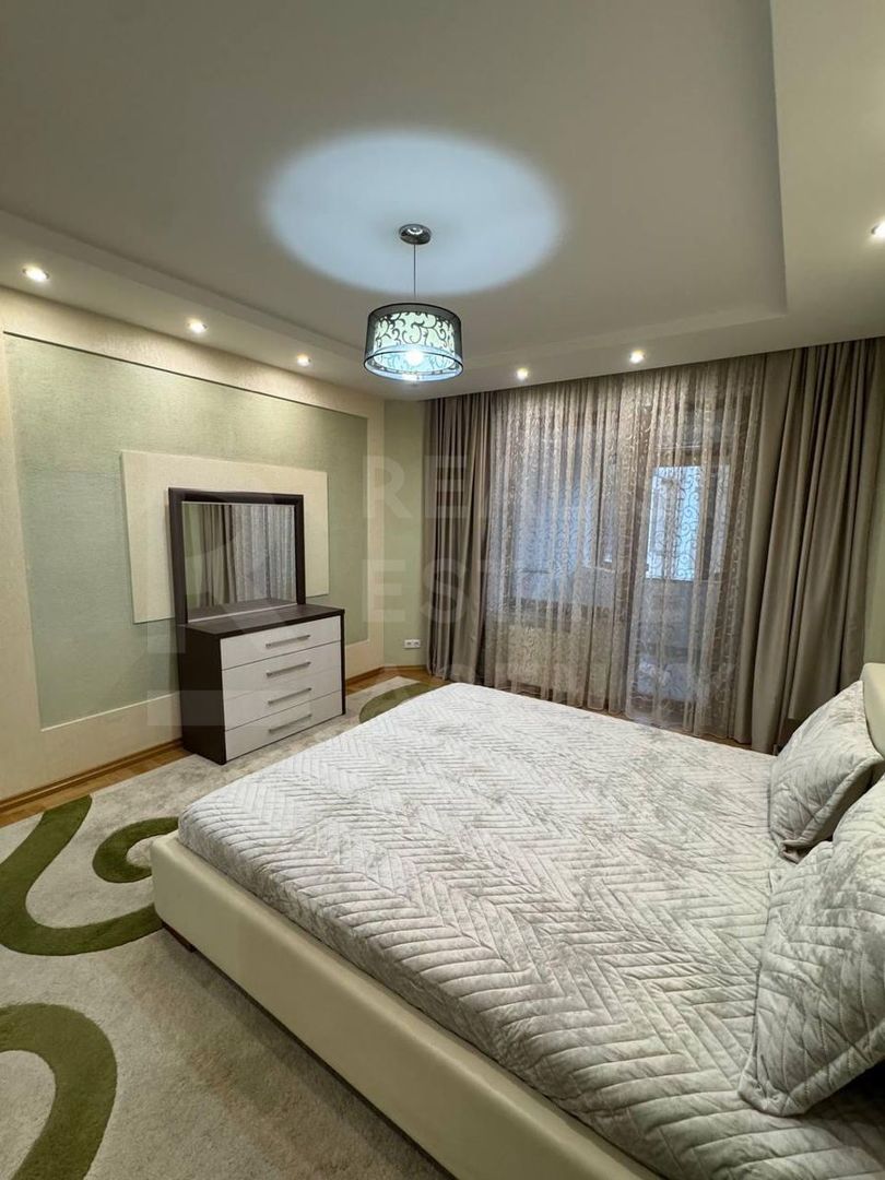 Chirie, apartament, 2 camere, bd. Ştefan cel Mare şi Sfânt, Centru - Poză 2