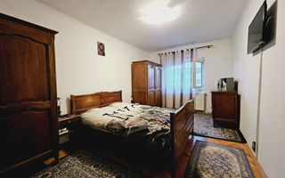 Apartament cu 3 camere decomandate, Cetate - Poză 4