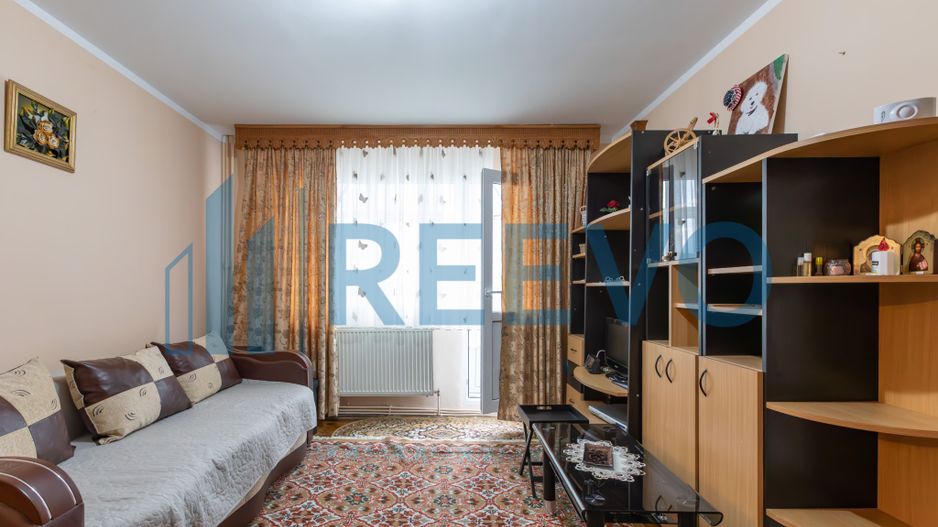 Apartament 2 camere, etaj 3, Cornișa - Poză 1
