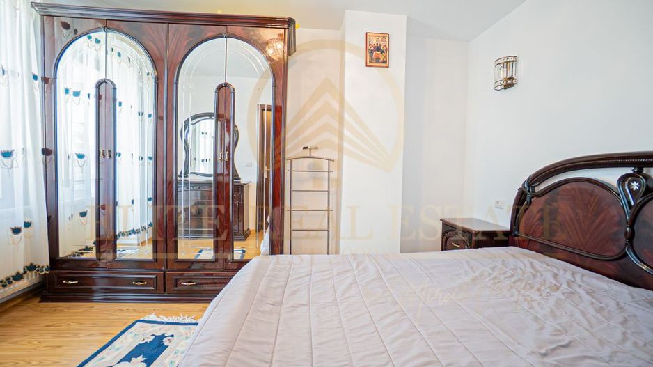 Ovidiu Sud - Zona premium - Vila impozanta, curte mare, garaj, terasa! - Poză 14