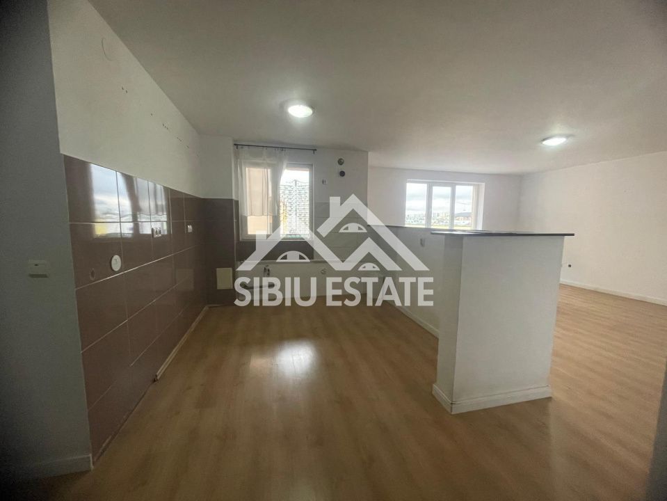 Apartament de vanzare cu 3 camere spatios s.u. 81.3mp-Super pret - Poză 1